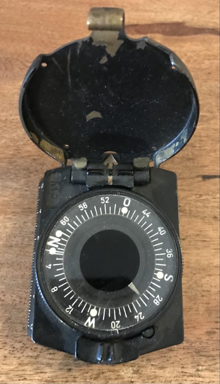 WW2 GERMAN COMPASS