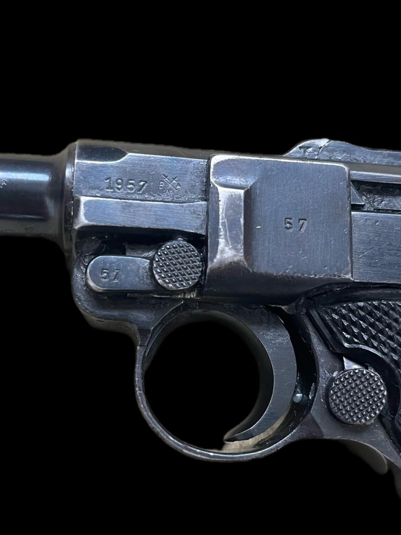 DEACTIVATED WW2 GERMAN 1939 DATED LUGER (MATCHING) (UK DEACTIVATION)