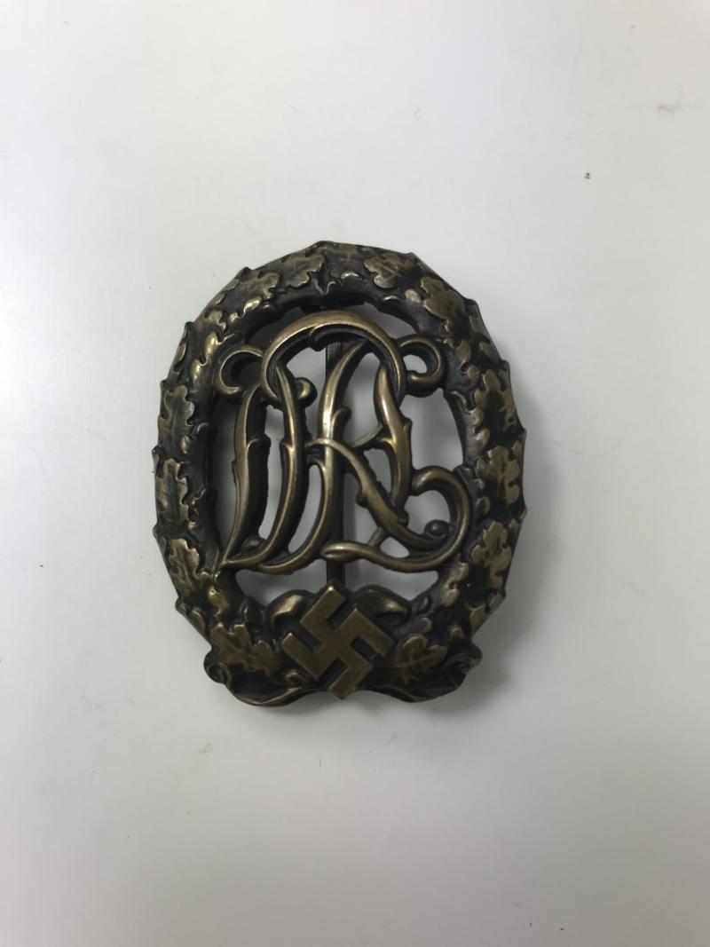 WW2 GERMAN DRL BRONZE SPORT BADGE