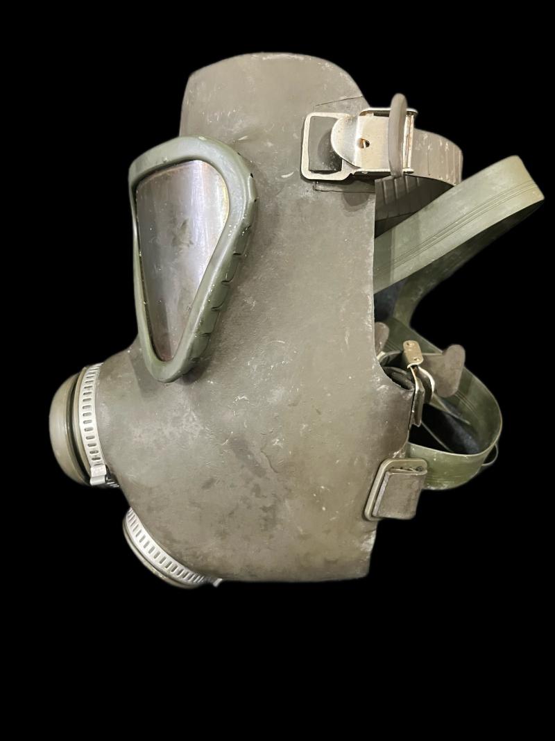 GERMAN AUER M65 GAS MASK