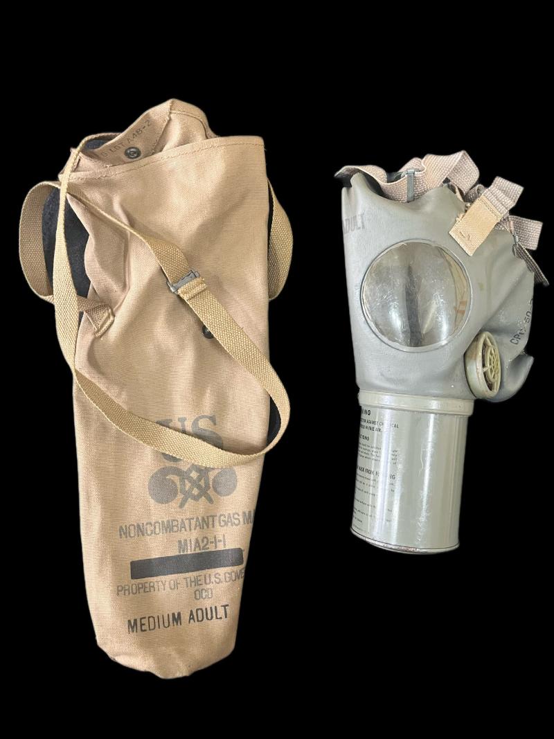 WW2 U.S. M1A2-1-1 NON COMBATANT GASMASK SET
