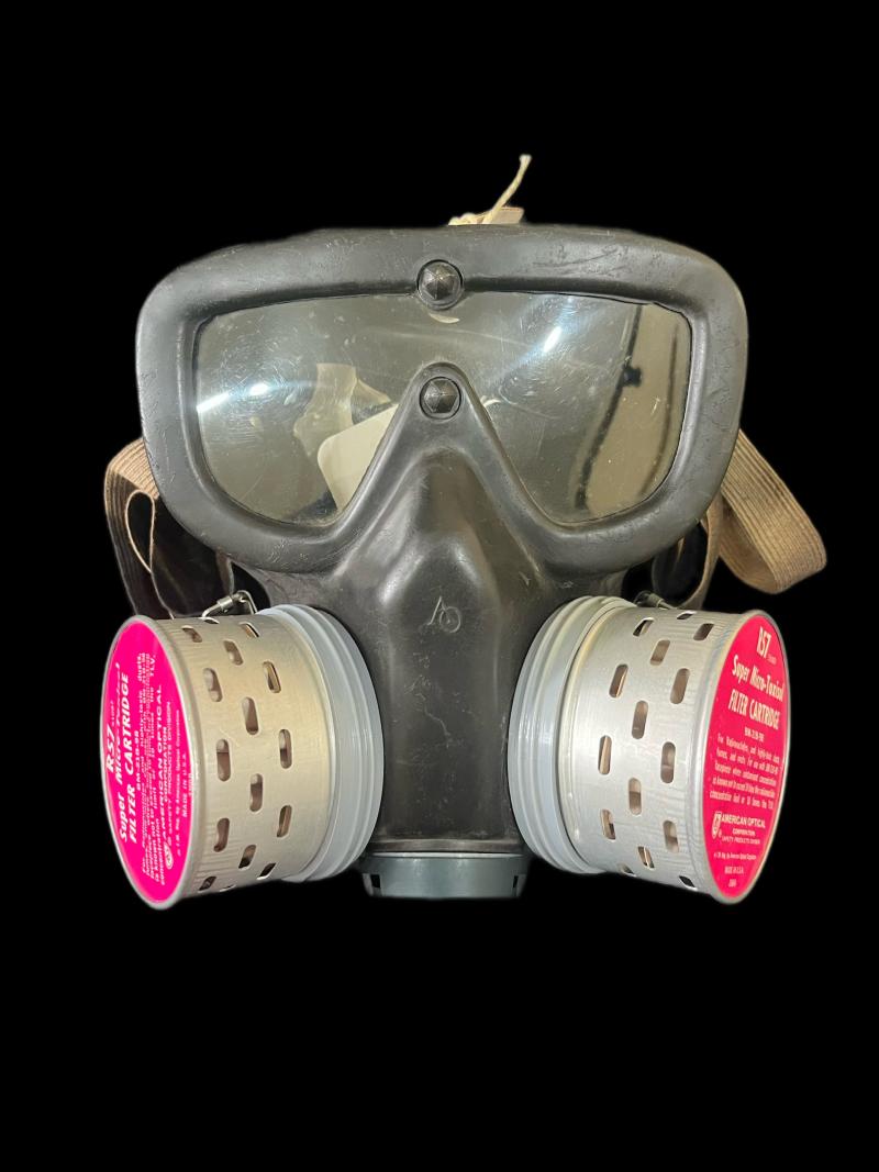 U.S. BM-21B-98 GAS MASK WITH OPTICAL R57 FILTERS