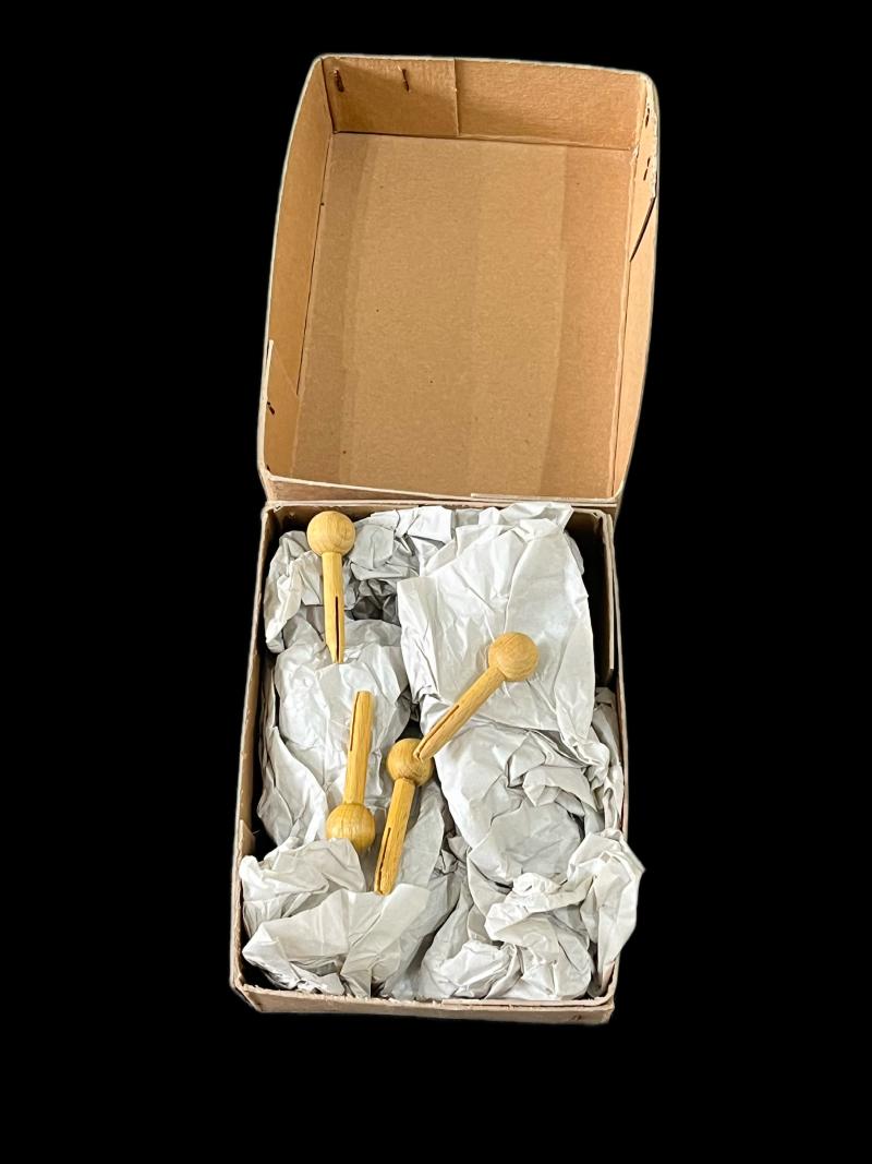 WW2 GERMAN LUFTSCHUTZ AUER GAS BED (GASBETTCHEN)