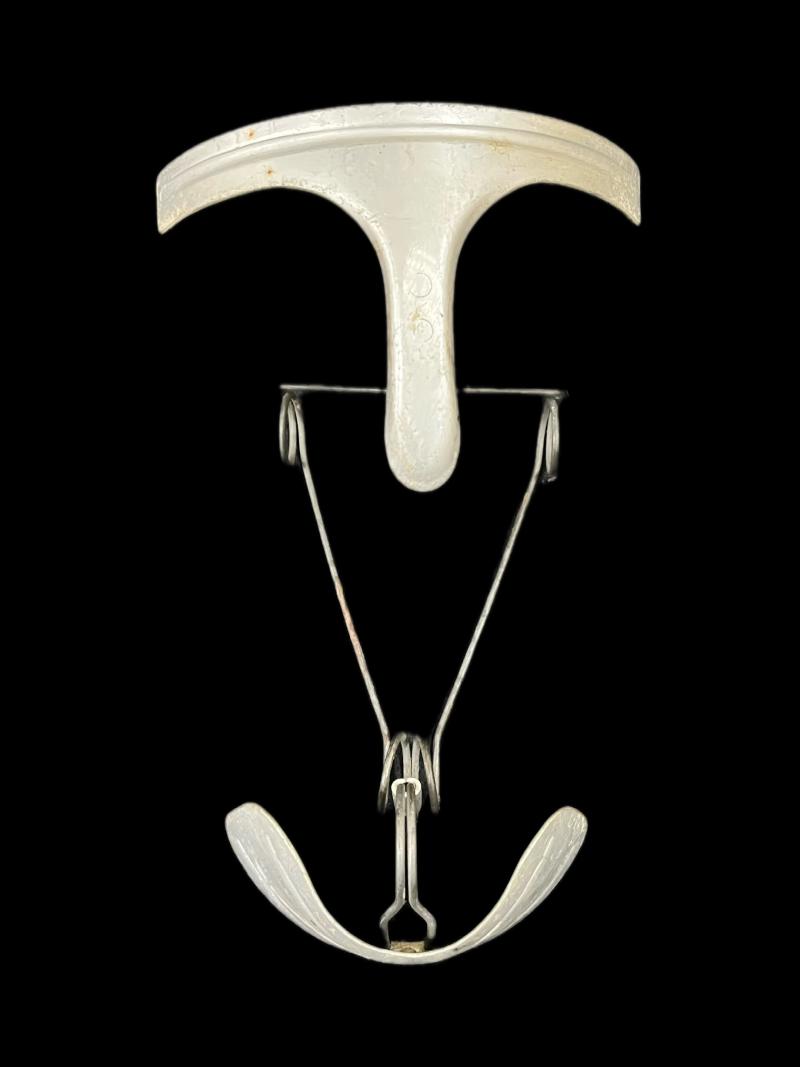 WW2 GERMAN ARMY GAS MASK STORAGE SPRING (MASKENSPANNER)