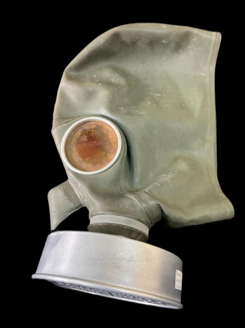 WW2 GERMAN VM-37 GAS MASK
