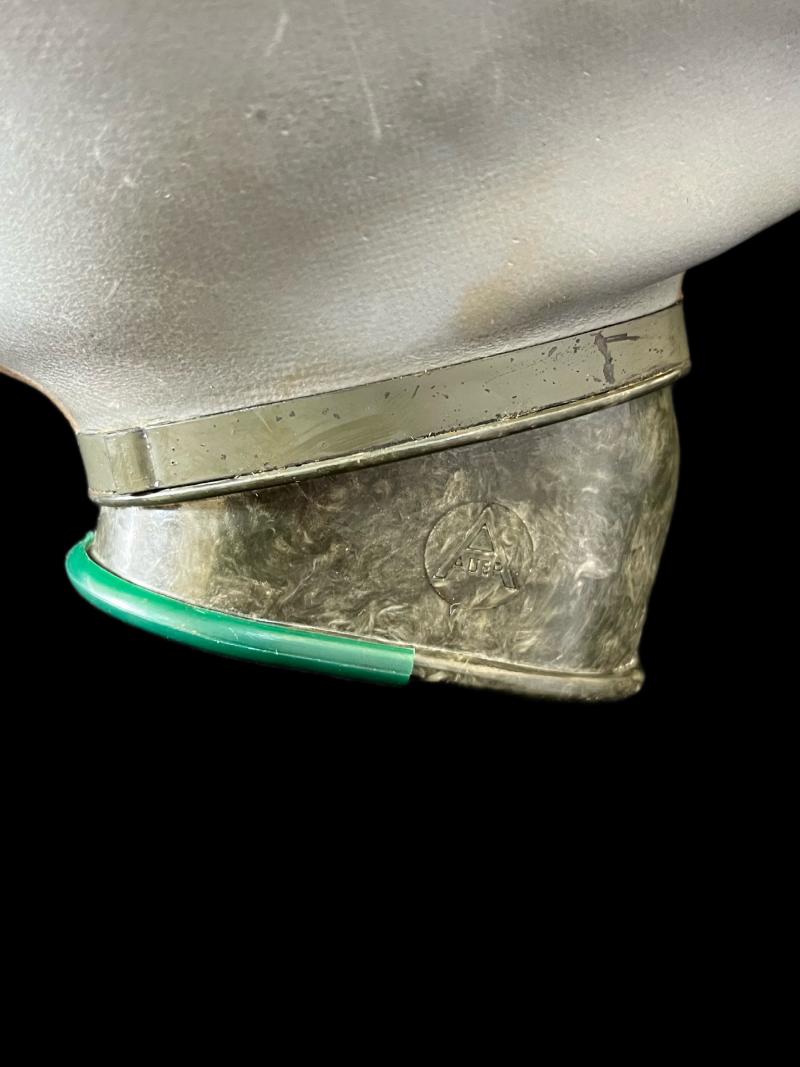 GERMAN AUER 735 GAS MASK AND FILTER