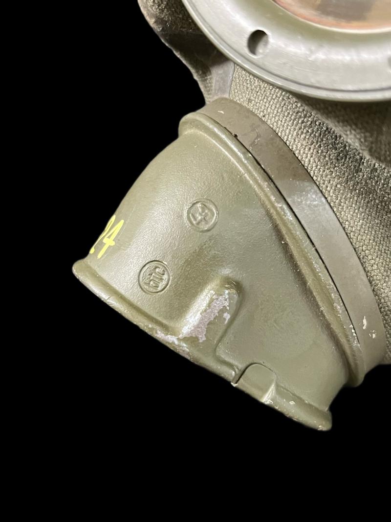 WW2 GERMAN AUER GM30 GAS MASK