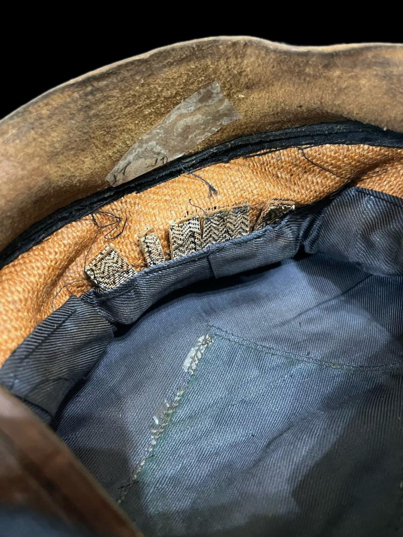 WW2 ROYAL NAVY OFFICER'S CAP