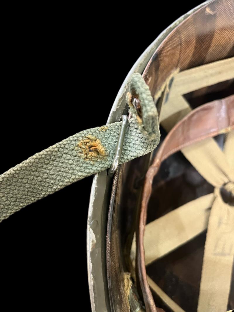 WW2 U.S. M1 FIXED BALE FRONT SEAMED HELMET