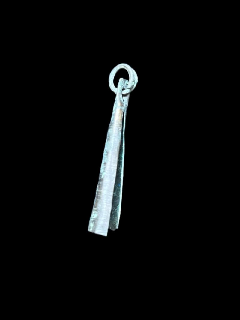 8TH-11TH CENTURY VIKING WOMAN'S EARING