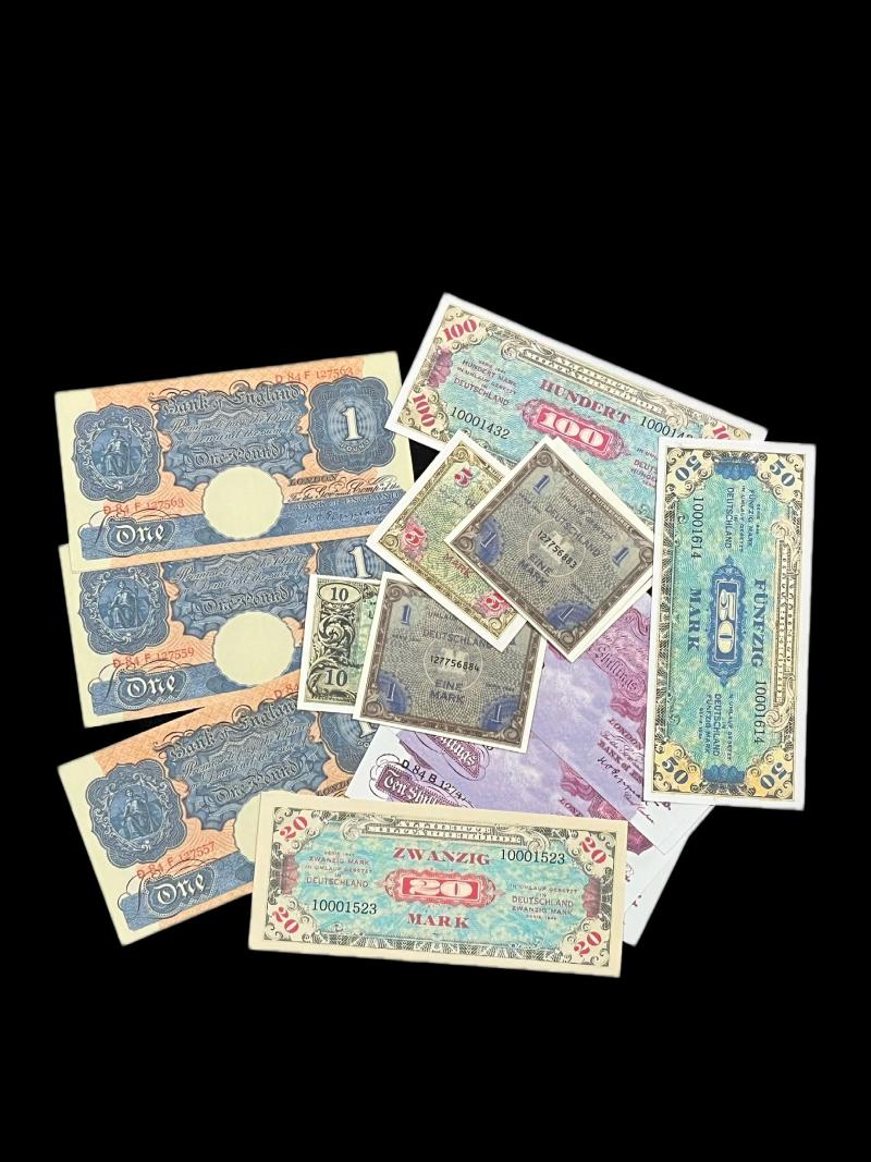 19 X REPRODUCTION WW2 GERMAN & BRITISH MONEY