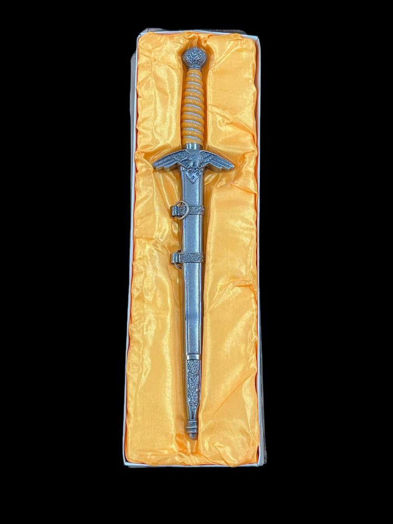 REPRODUCTION WW2 GERMAN LUFTWAFFE DAGGER
