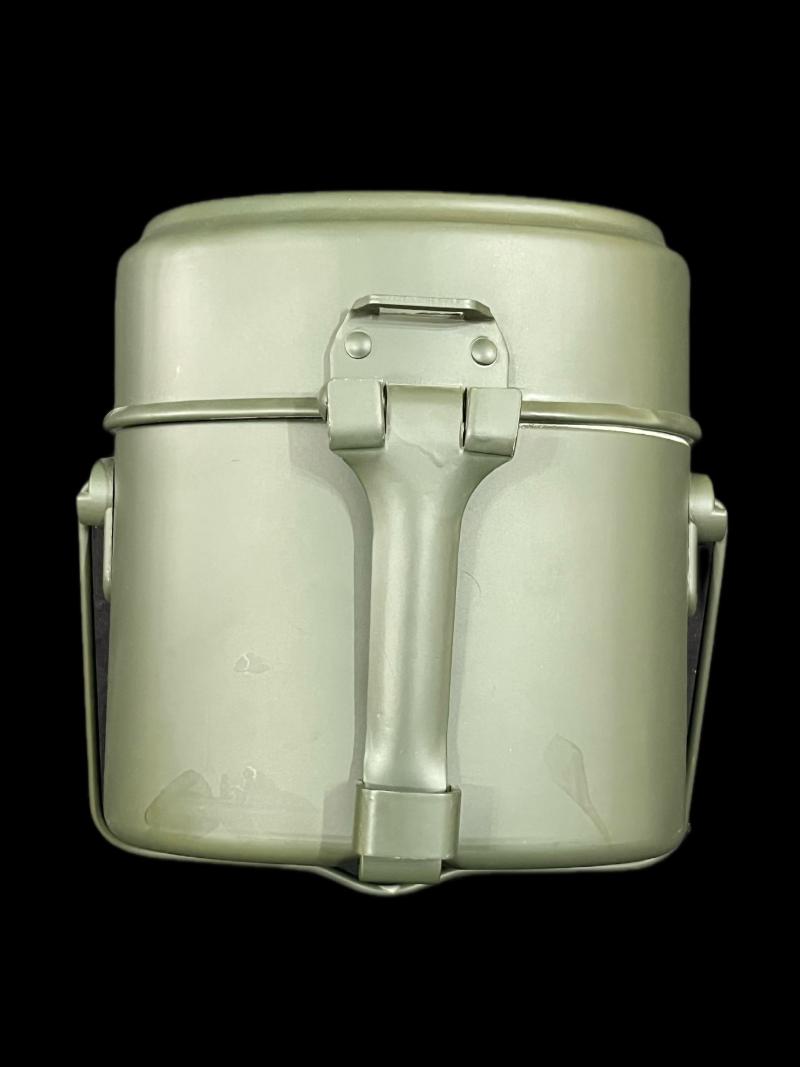 REPRODUCTION WW2 GERMAN MESS TIN SET