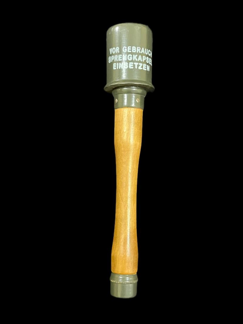 REPRODUCTION WW2 GERMAN STICK GRENADE