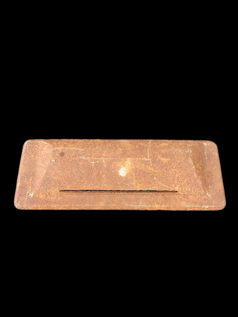 WW2 GERMAN SD.KFZ. 251 (SONDERKRAFTFAHRZEUG 251) FRONT ARMOUR SLIT