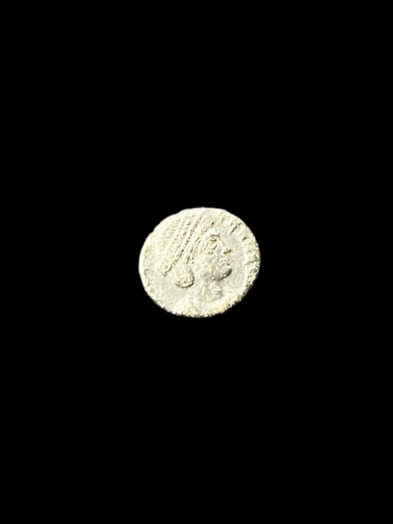 ROMAN COIN