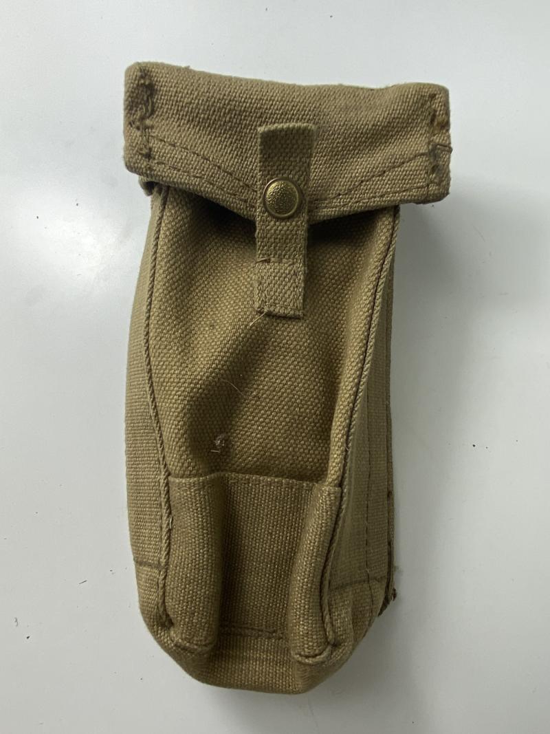 BRITISH 37 PATTERN MKII AMMUNITION POUCH