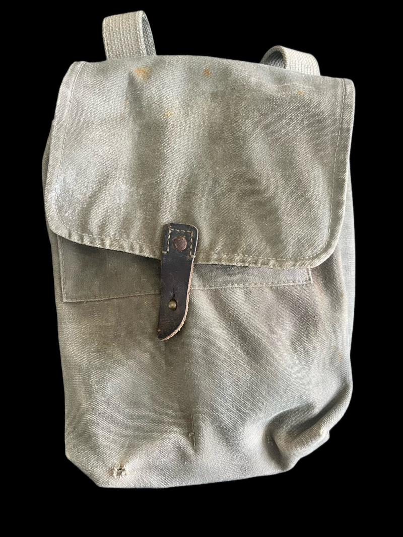 AK MAGAZINE POUCH