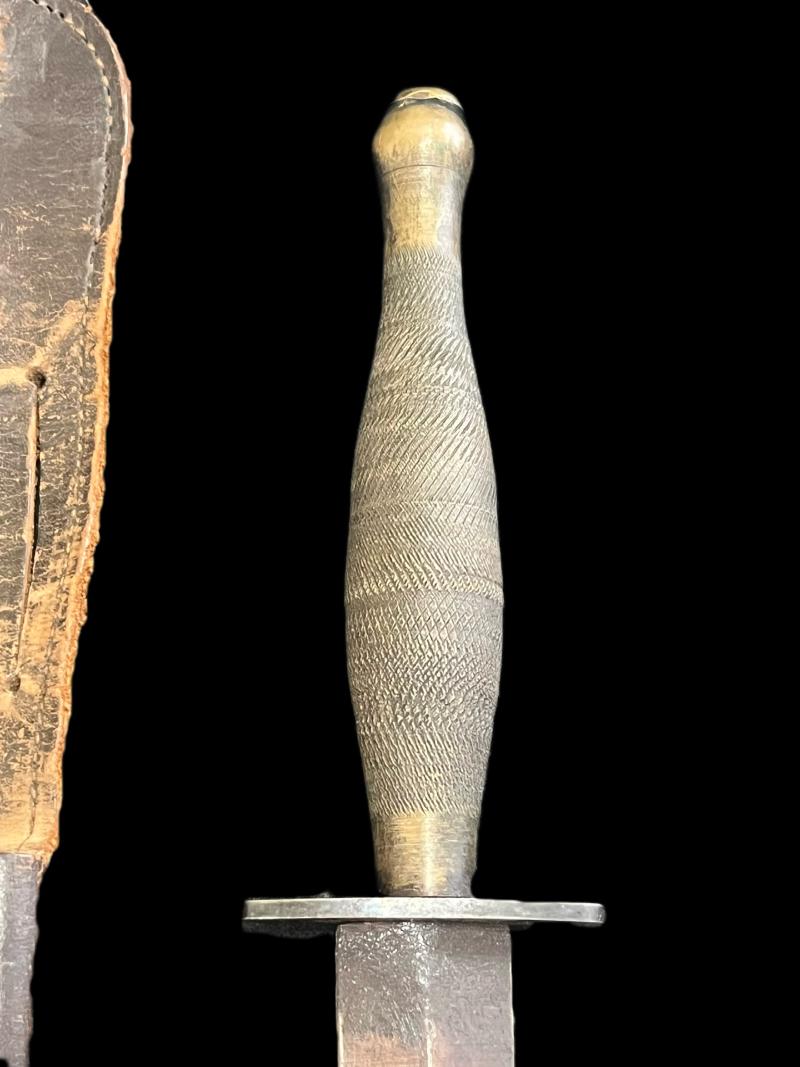 WW2 BRITISH FAIRBAIRN SYKES 2ND PATTERN COMMANDO DAGGER