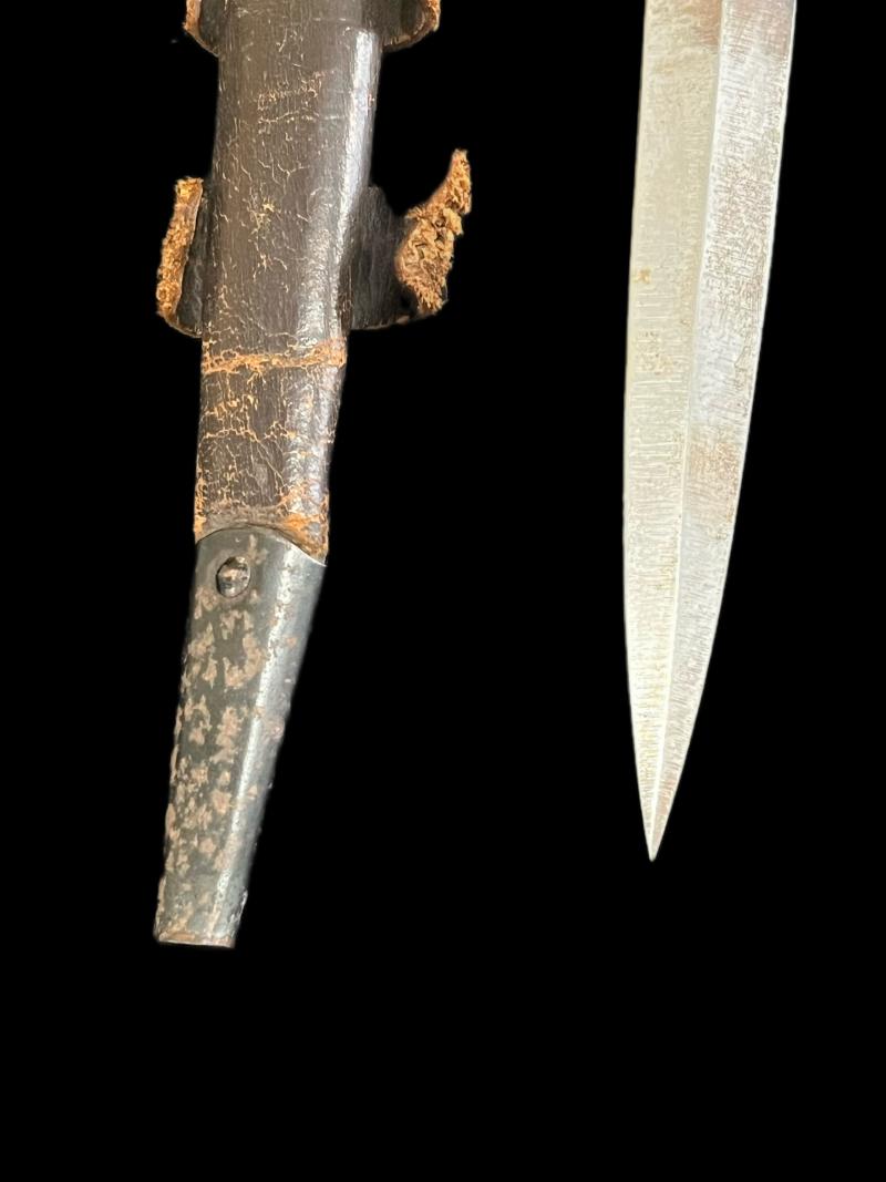 WW2 BRITISH FAIRBAIRN SYKES 2ND PATTERN COMMANDO DAGGER