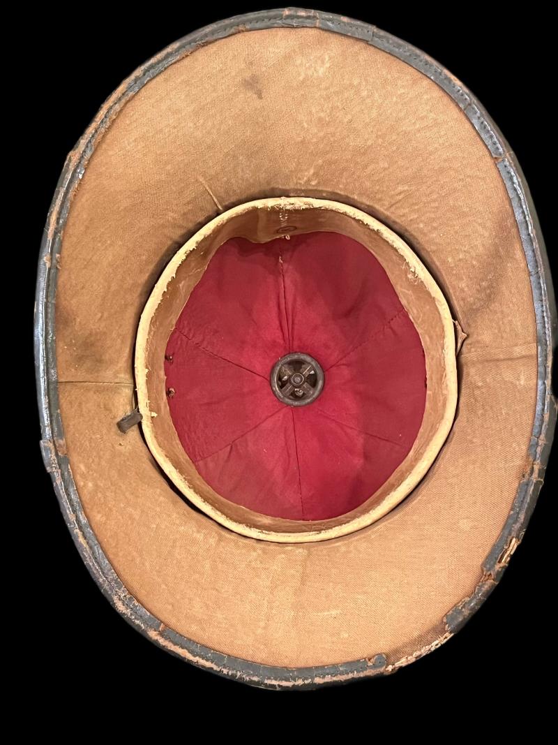 WW2 GERMAN ARMY 1ST PATTERN PITH HELMET