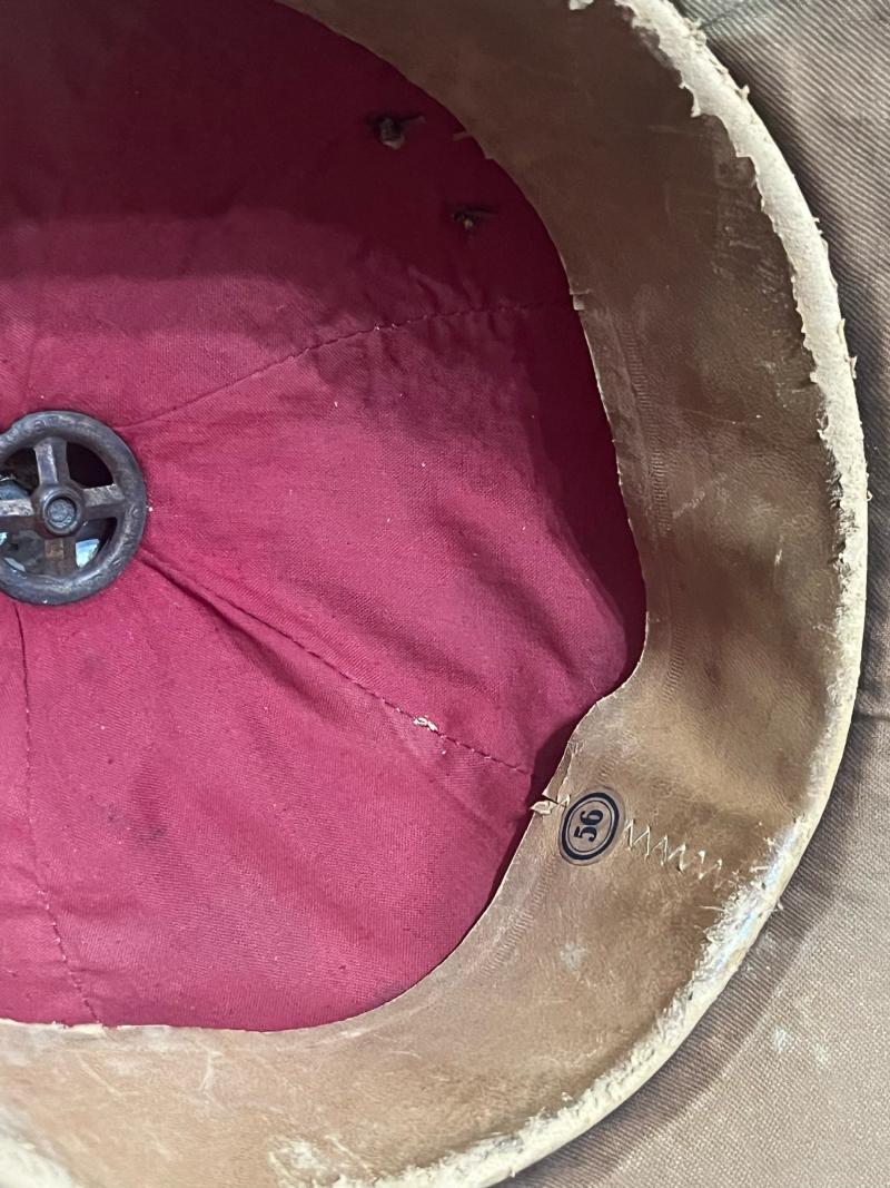 WW2 GERMAN ARMY 1ST PATTERN PITH HELMET