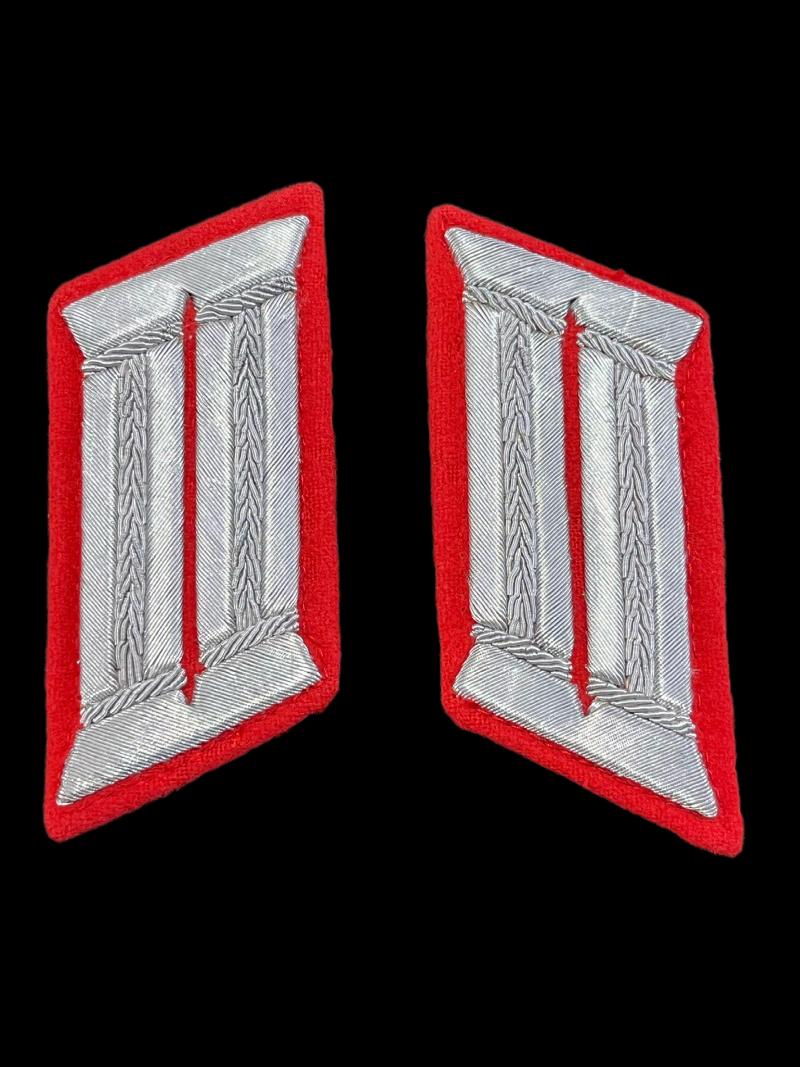 WW2 GERMAN ARTILLERY COLLAR TABS