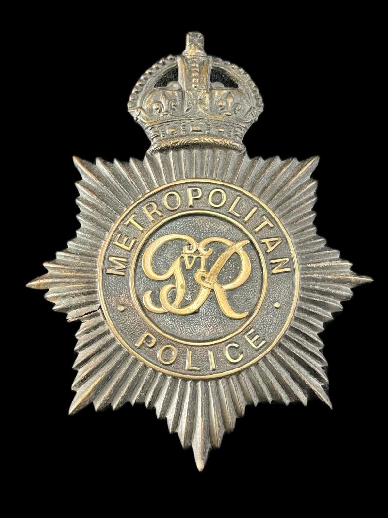 METROPOLITAN POLICE HELMET BADGE