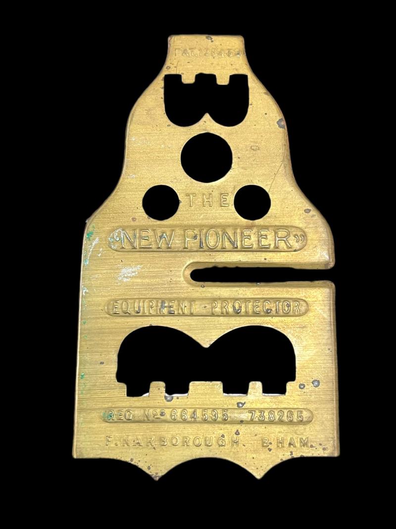 THE NEW PIONEER BRASS BUTTON POLISHER