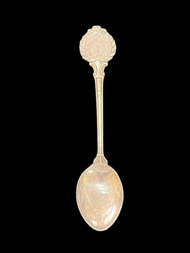SILVER SPOON WITH PISTOLS