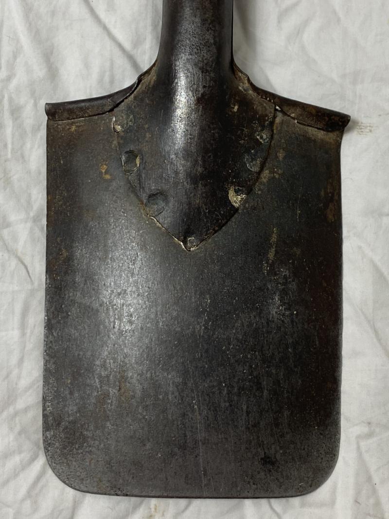 Chase Militaria | WW2 GERMAN AFRIKA KORP ENTRENCHING TOOL