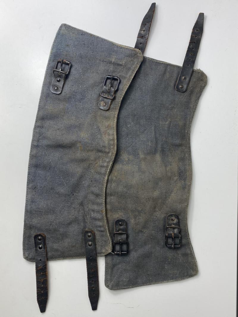 WW2 GERMAN BLUE GAITERS