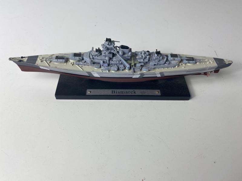 WW2 GERMAN BISMARCK MODEL