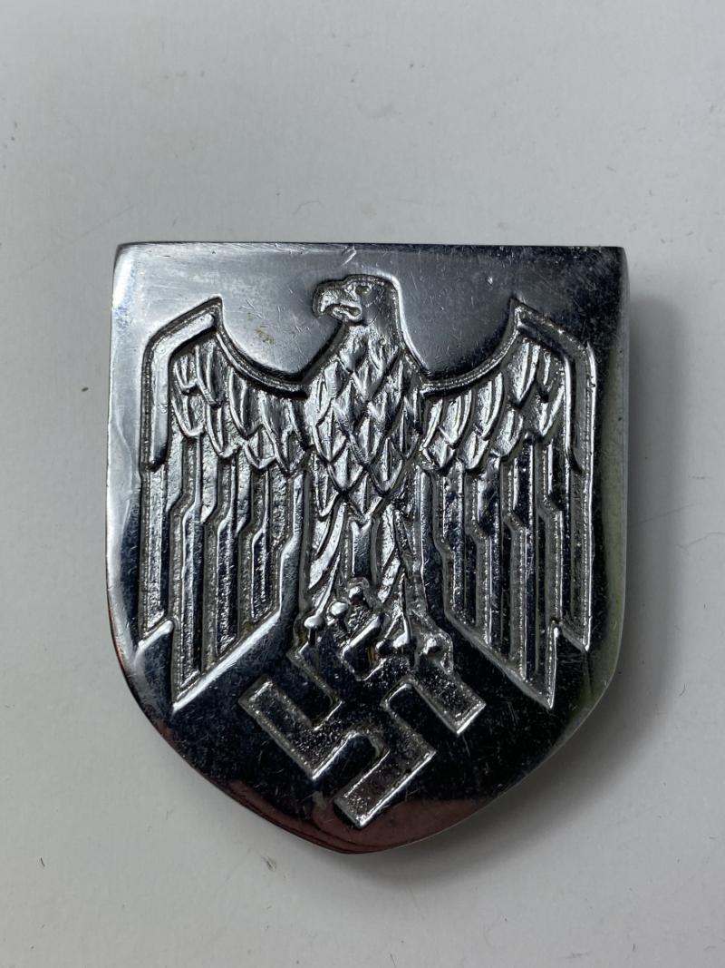 REPRODUCTION WW2 GERMAN BADGE