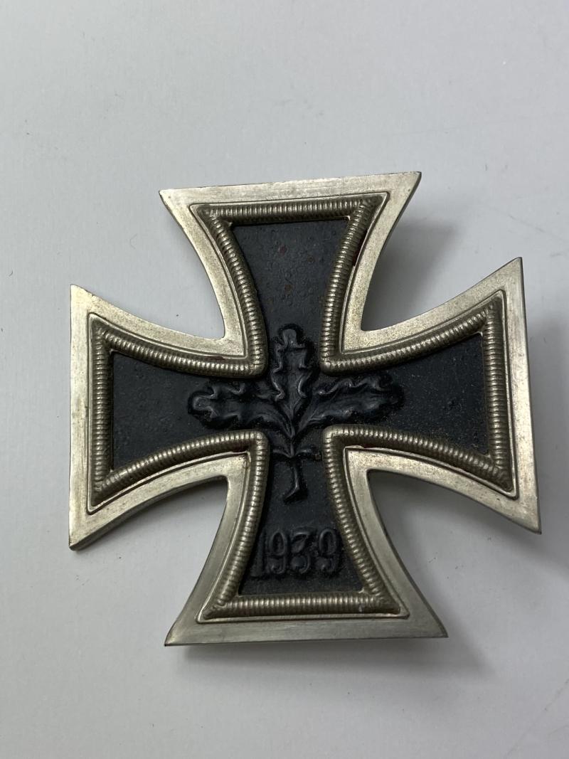 Chase Militaria | REPRODUCTION WW2 GERMAN IRON CROSS 1ST CLASS