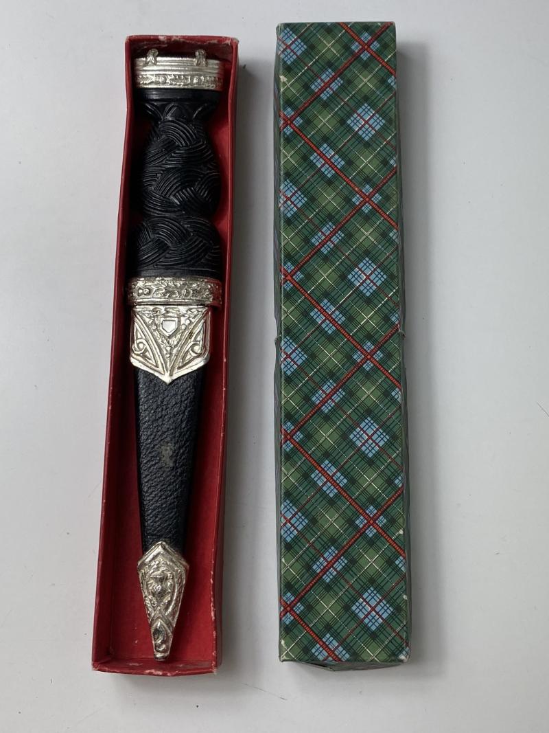 DRESS SGIAN DUBH WITH STONE TOP