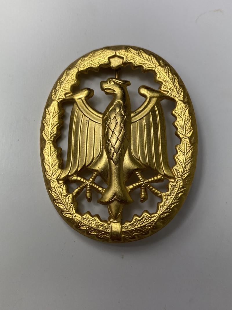 GERMAN BUNDESWEHR SERVICE BADGE (GOLD)