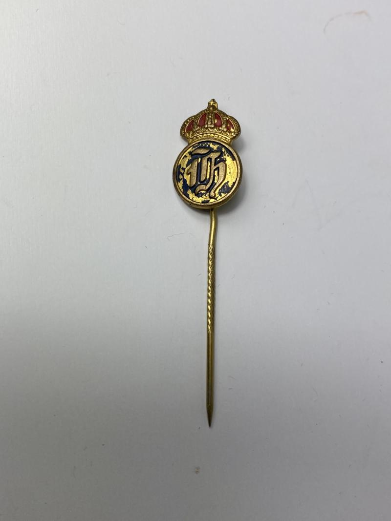 BRASS PIN BADGE