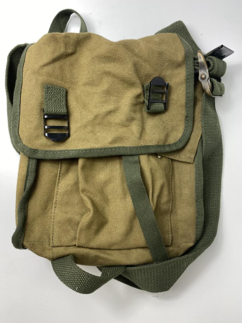 REPRODUCTION WW2 U.S. AIRBORNE DEMOLITION BAG