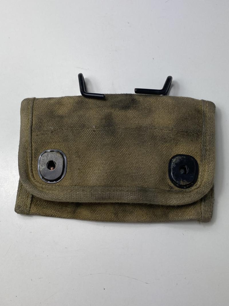 REPRODUCTION WW2 U.S. POUCH