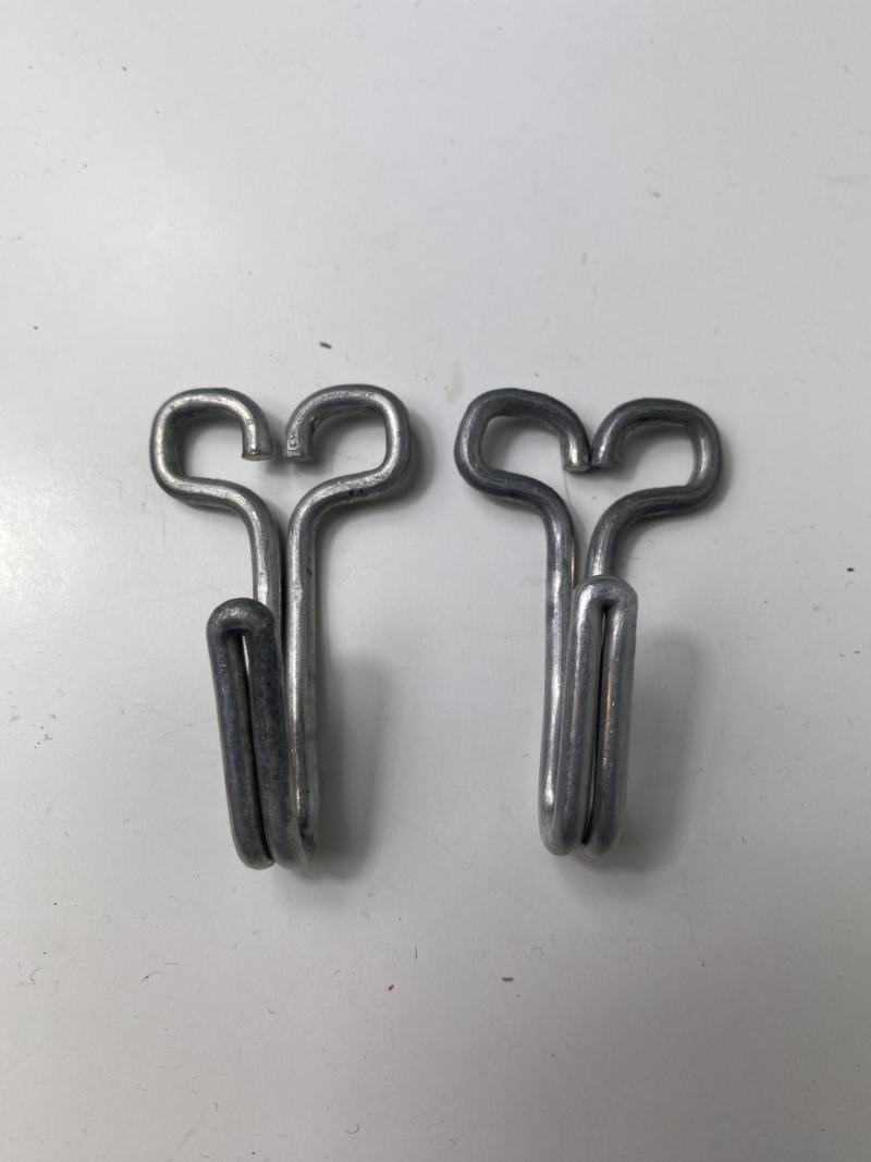 REPRODUCTION WW2 GERMAN TUNIC BELT HOOKS