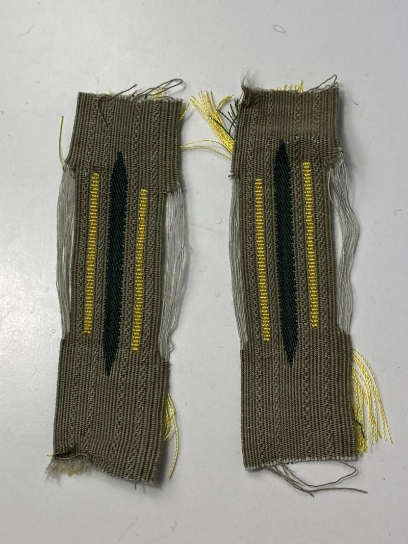 REPRODUCTION WW2 GERMAN ARMY SIGNALS COLLAR TABS