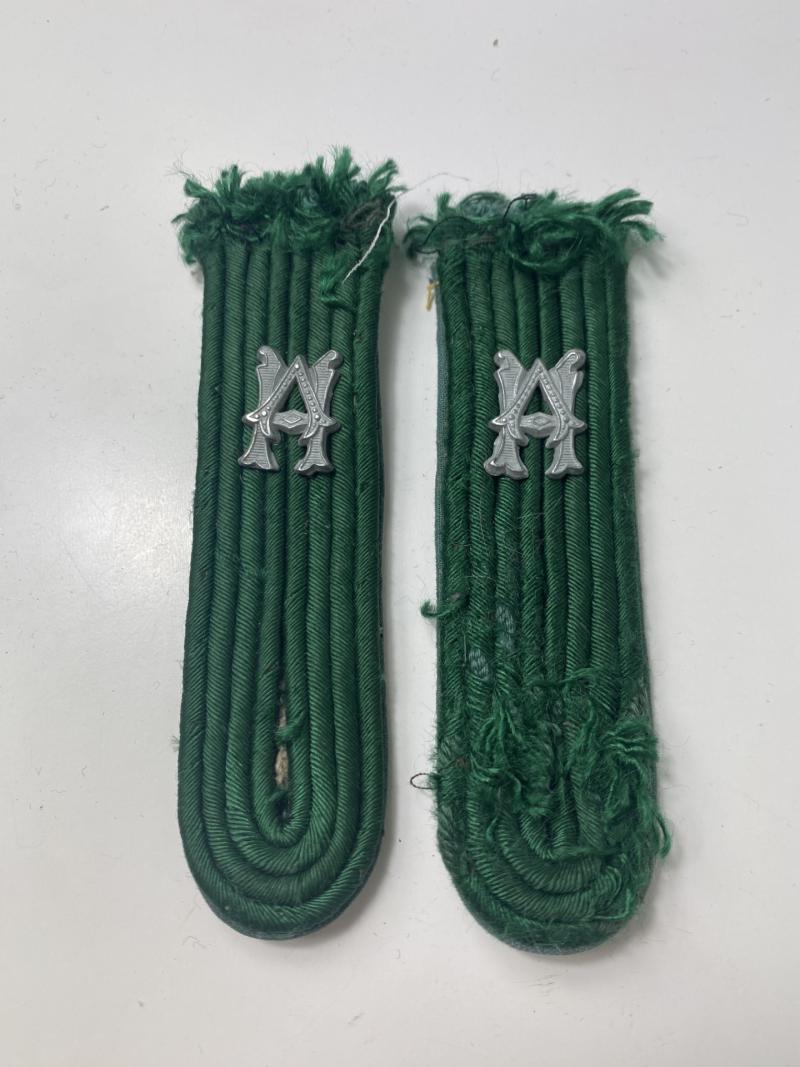 WW2 GERMAN WEHRMACHT HEERESVERWALTUNG (ADMINISTRATION) OFFICER SHOULDER BOARDS