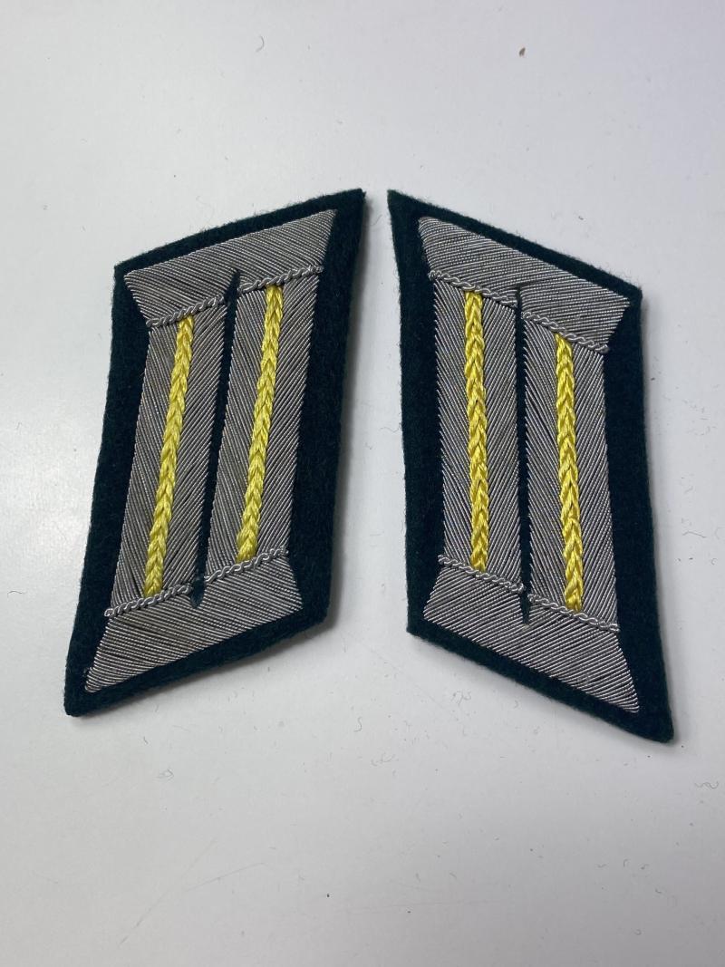 REPRODUCTION WW2 GERMAN ARMY OFFICER COLLAR TABS (SIGNAL YELLOW)