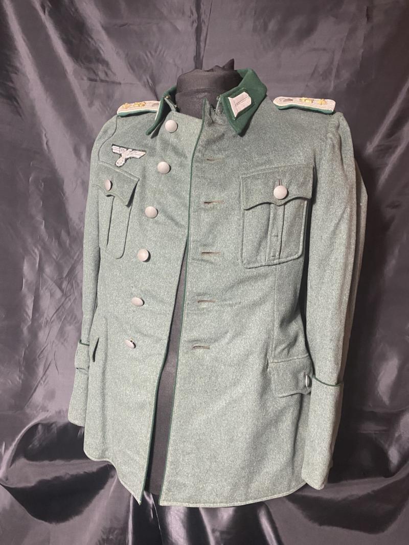 WW2 GERMAN ARMY ADMINISTRATOR'S TUNIC (NAMED)