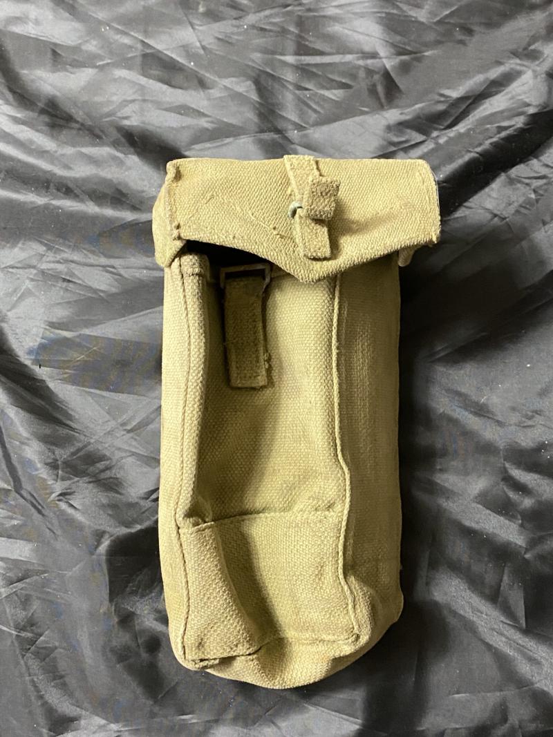 BRITISH 37 PATTERN MK.III AMMO/UTILITY POUCH