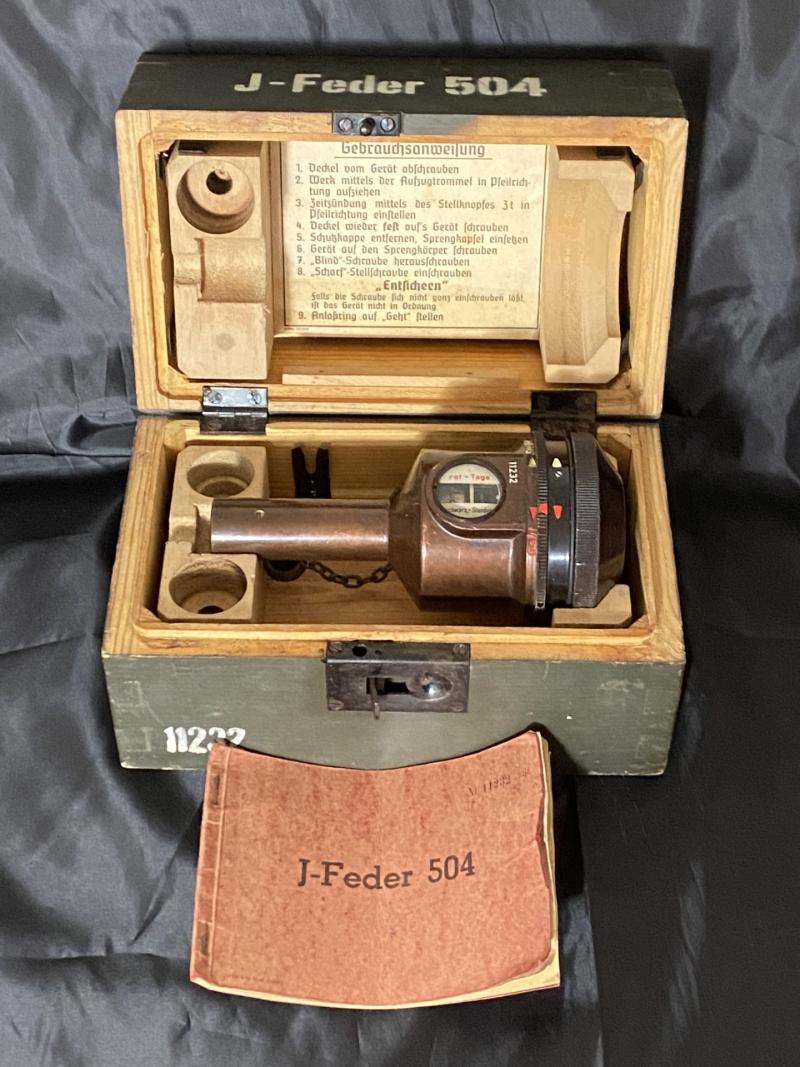 RARE WW2 GERMAN J-FEDER 504 (FUZE CLOCKWORK DEMOLITION TIMER) IN ORIGINAL BOX