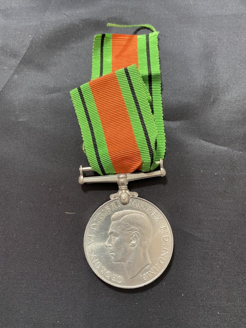 WW2 BRITISH THE DEFENCE MEDAL WITH RIBBON