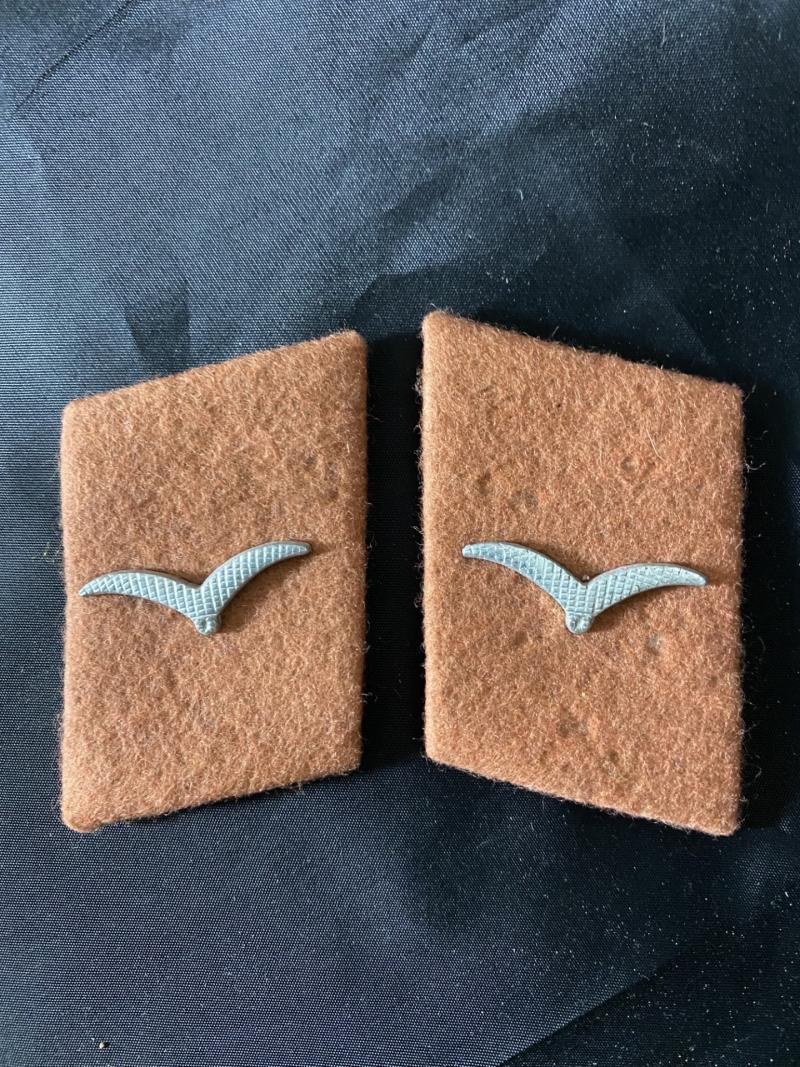 WW2 GERMAN LUFTWAFFE SIGNALS EM'S COLLAR TABS