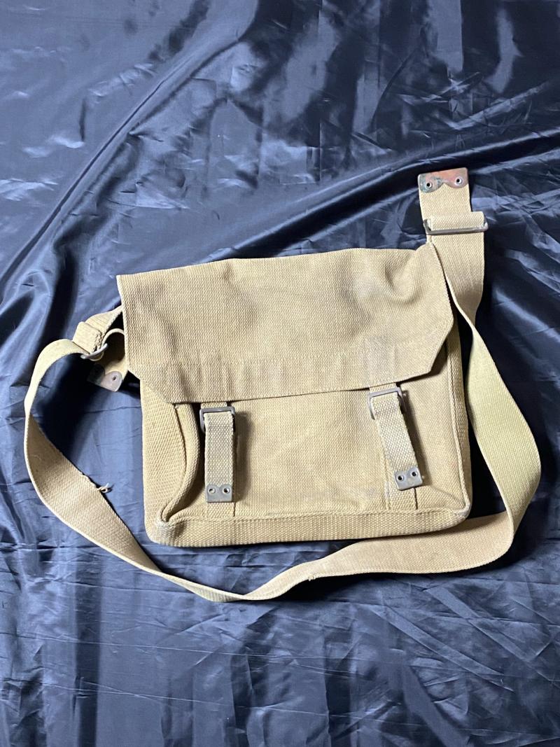 Chase Militaria | WW1 BRITISH 1915 DATED PACK WITH CARRY STRAP